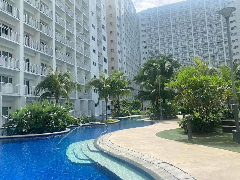 Shore 1 & 3 Residences Moa 1Br With Balcony By Darpm Manila Eksteriør bilde
