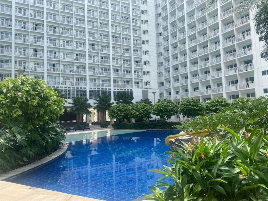 Shore 1 & 3 Residences Moa 1Br With Balcony By Darpm Manila Eksteriør bilde