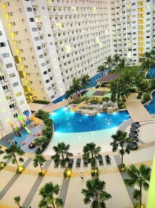 Shore 1 & 3 Residences Moa 1Br With Balcony By Darpm Manila Eksteriør bilde