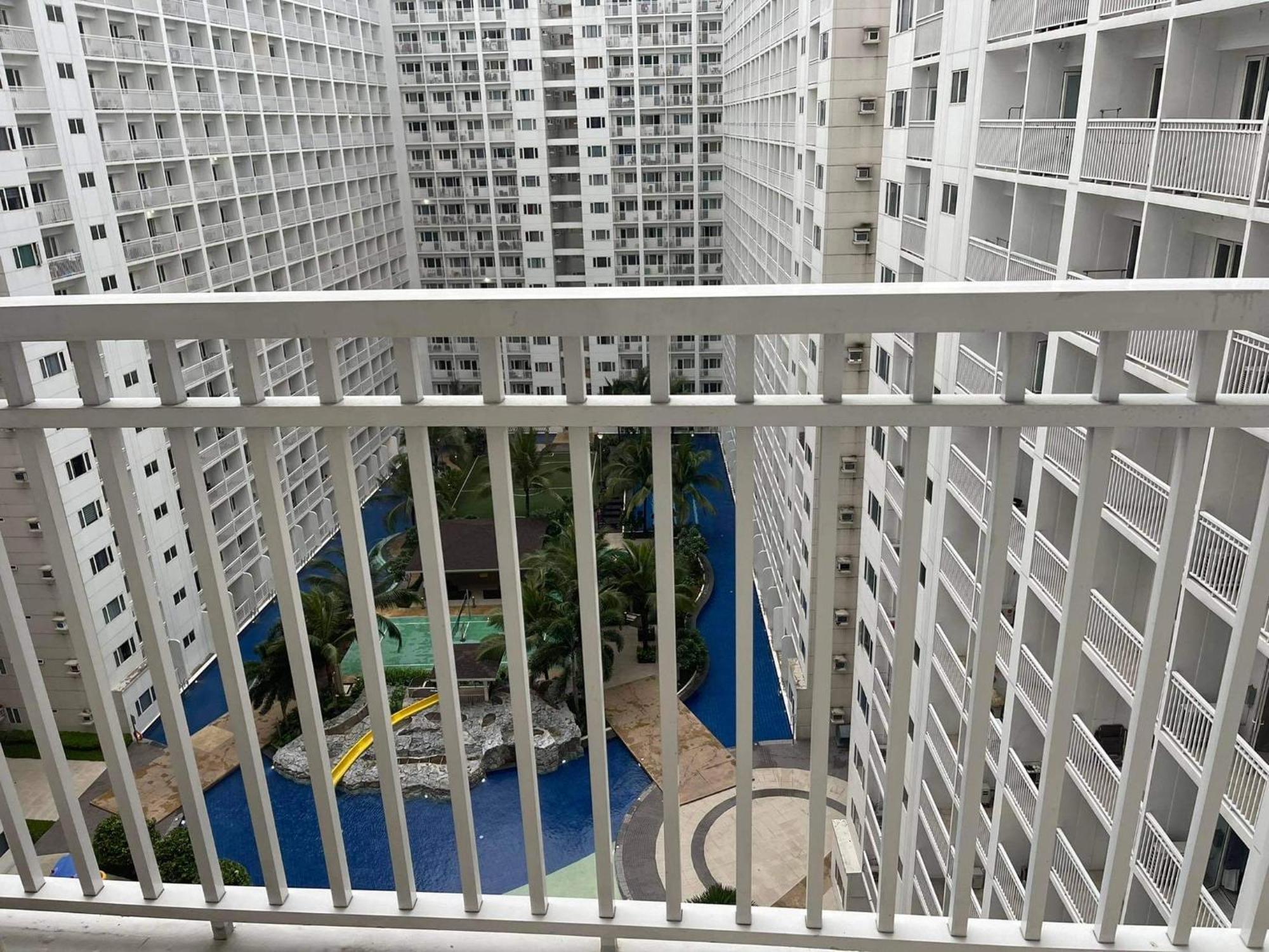 Shore 1 & 3 Residences Moa 1Br With Balcony By Darpm Manila Eksteriør bilde