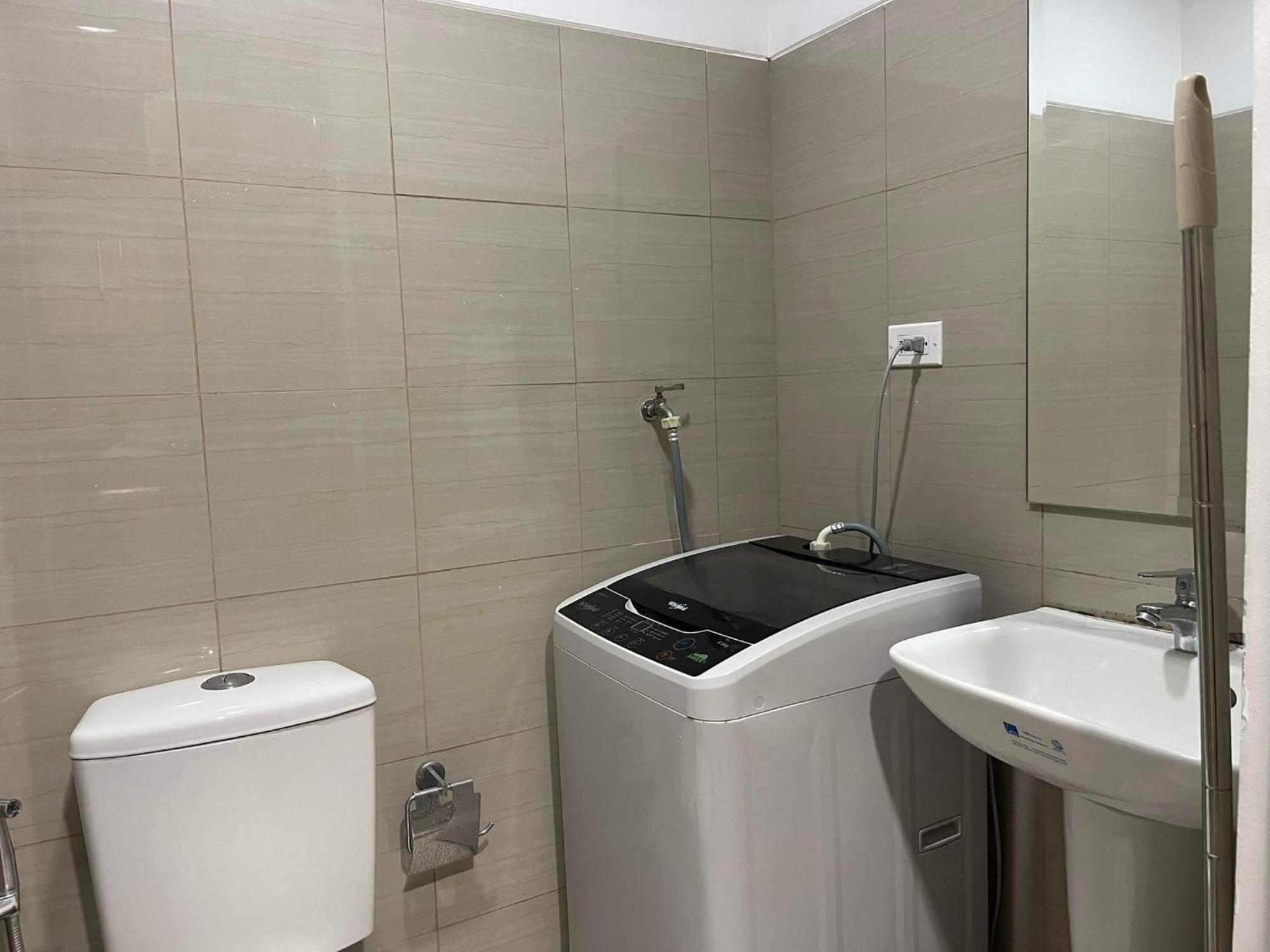 Shore 1 & 3 Residences Moa 1Br With Balcony By Darpm Manila Eksteriør bilde