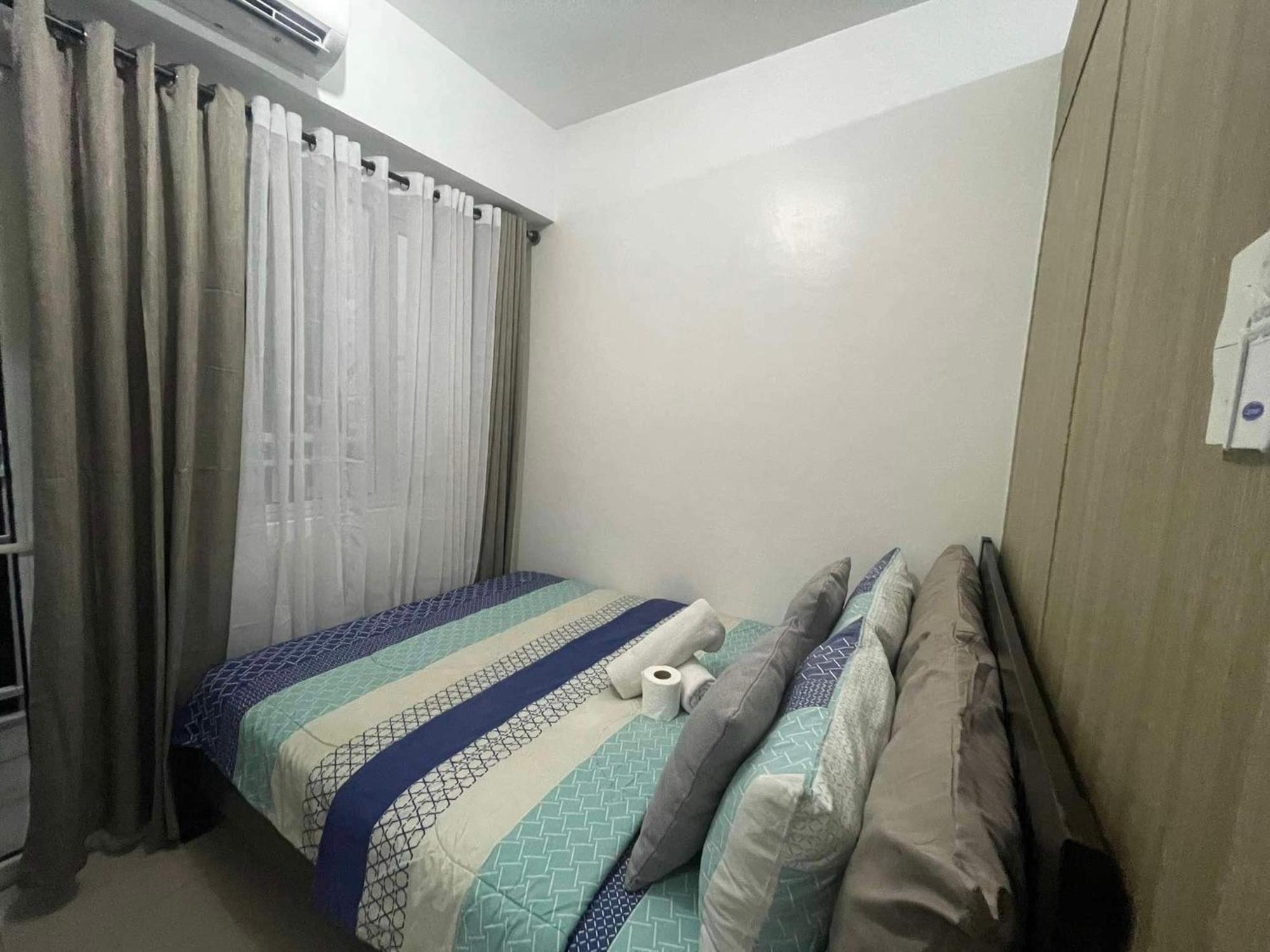 Shore 1 & 3 Residences Moa 1Br With Balcony By Darpm Manila Eksteriør bilde