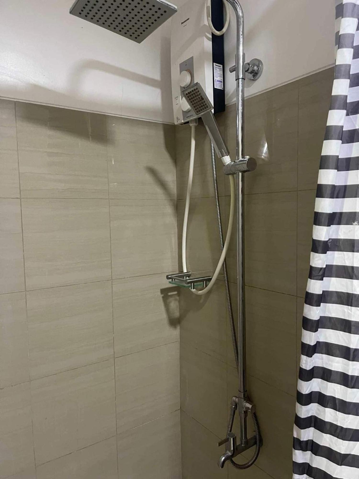 Shore 1 & 3 Residences Moa 1Br With Balcony By Darpm Manila Eksteriør bilde
