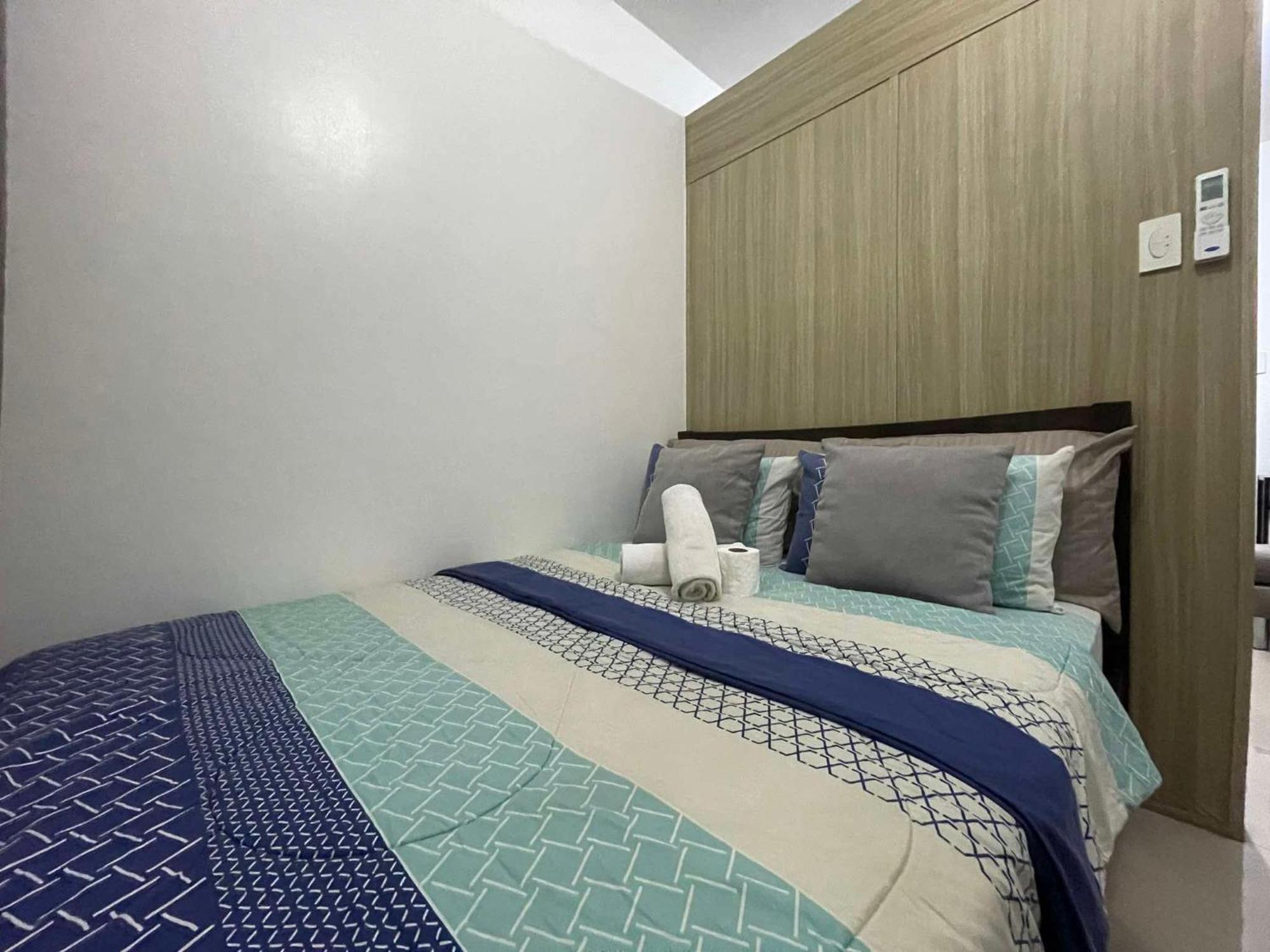 Shore 1 & 3 Residences Moa 1Br With Balcony By Darpm Manila Eksteriør bilde