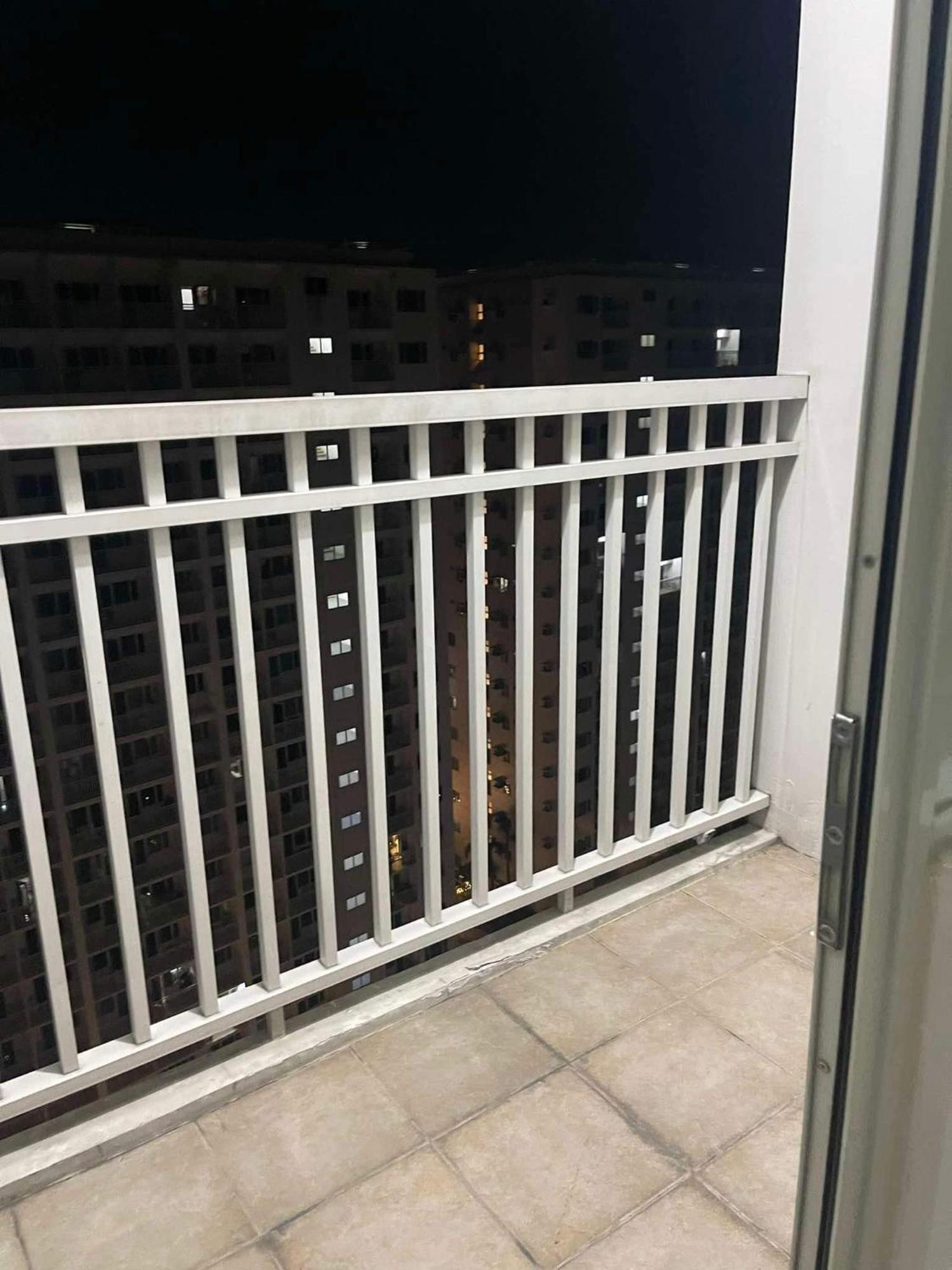 Shore 1 & 3 Residences Moa 1Br With Balcony By Darpm Manila Eksteriør bilde
