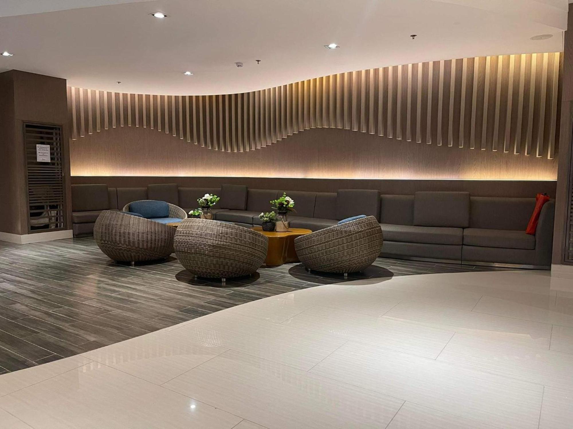 Shore 1 & 3 Residences Moa 1Br With Balcony By Darpm Manila Eksteriør bilde