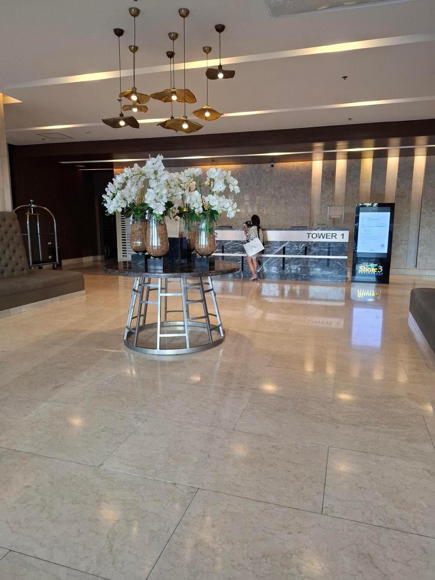 Shore 1 & 3 Residences Moa 1Br With Balcony By Darpm Manila Eksteriør bilde