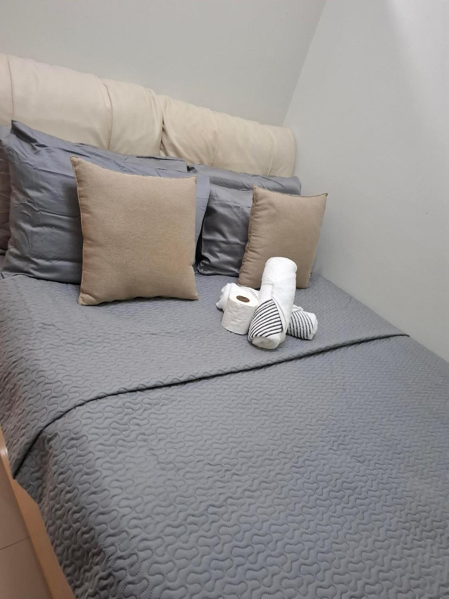 Shore 1 & 3 Residences Moa 1Br With Balcony By Darpm Manila Eksteriør bilde